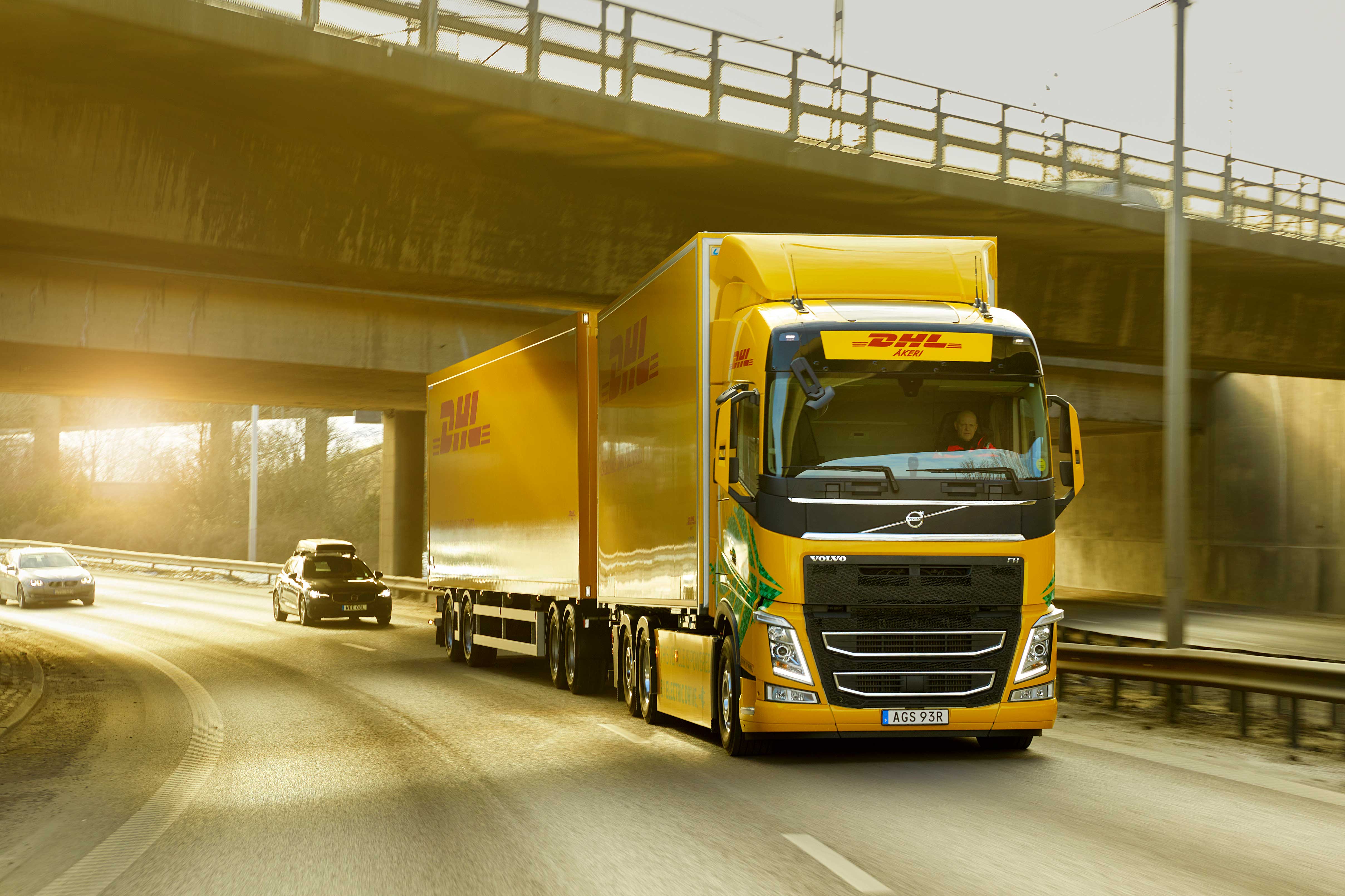 DHL Freight och Volvo Lastvagnar har initierat ett projekt som fokuserar på längre distanser inom fjärrtransporter.